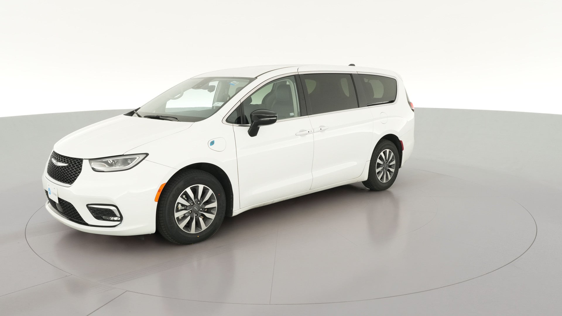 2024 Chrysler Pacifica Hybrid vehicle photo