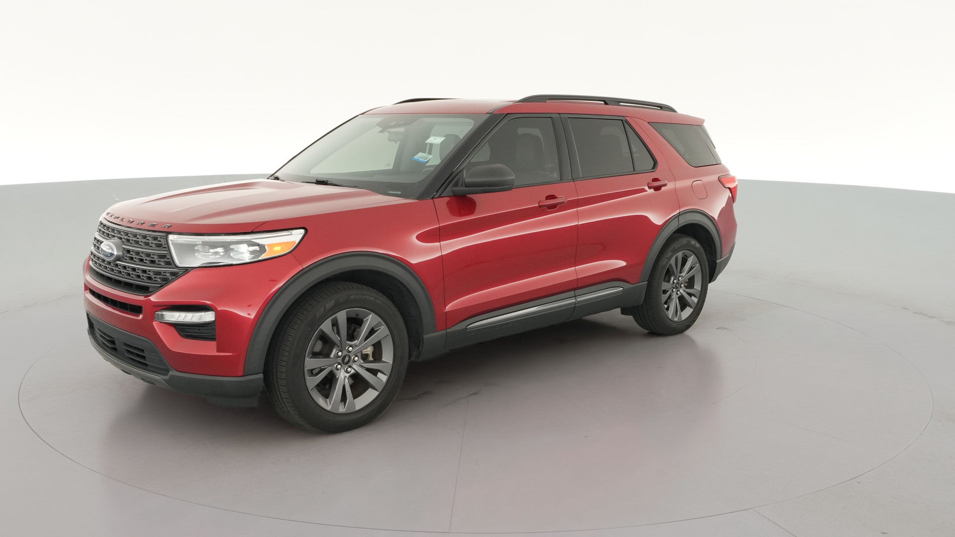 2021 Ford Explorer vehicle photo