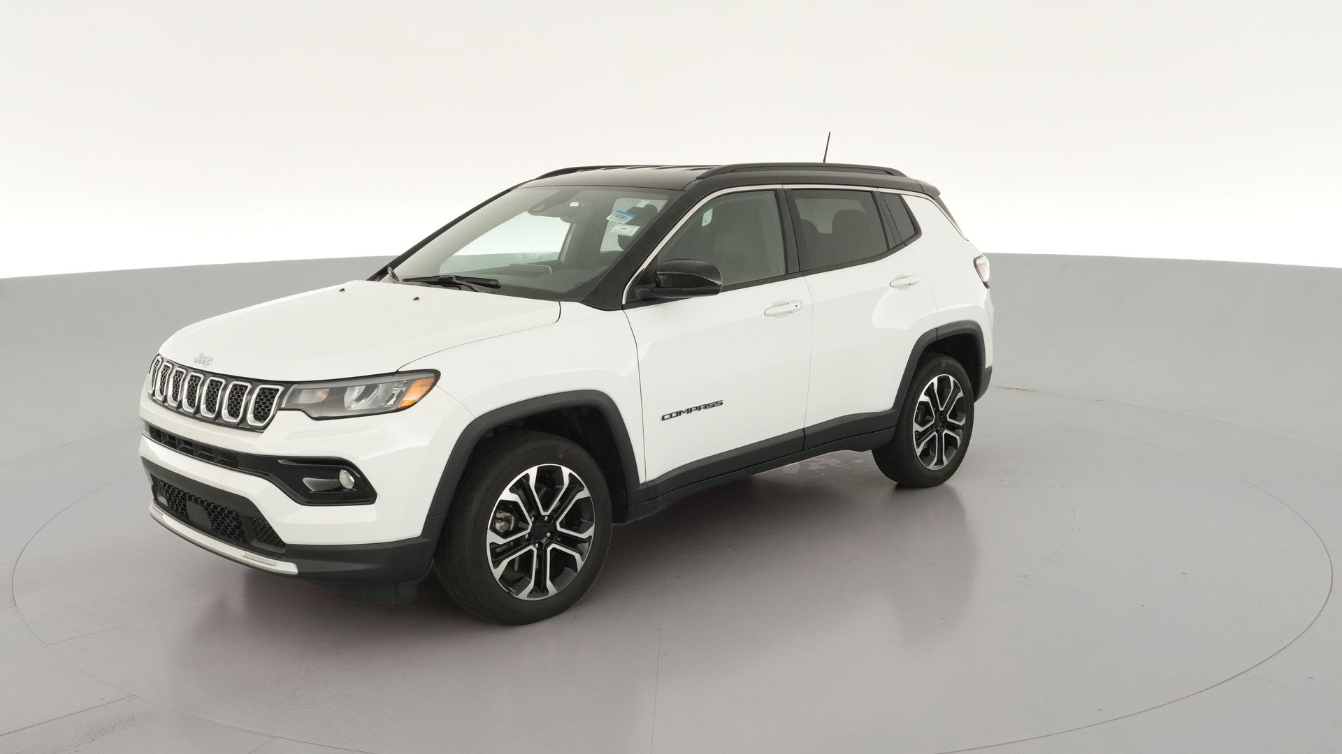 2023 Jeep Compass vehicle photo