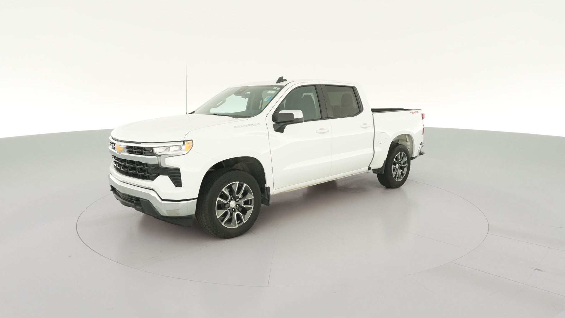 2024 Chevrolet Silverado 1500 Crew Cab vehicle photo
