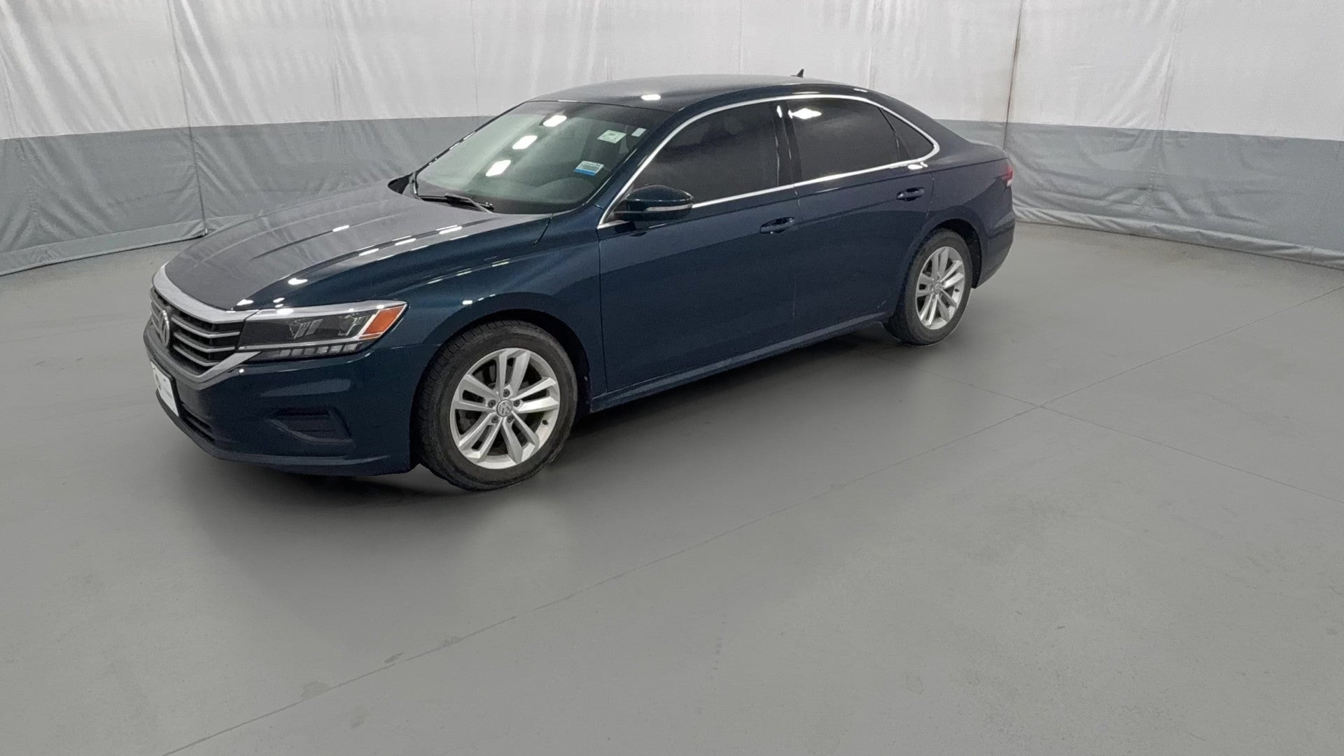 2020 Volkswagen Passat vehicle photo