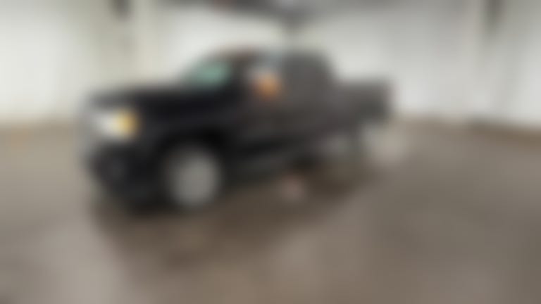 2017 GMC Sierra 2500 HD Crew Cab vehicle photo