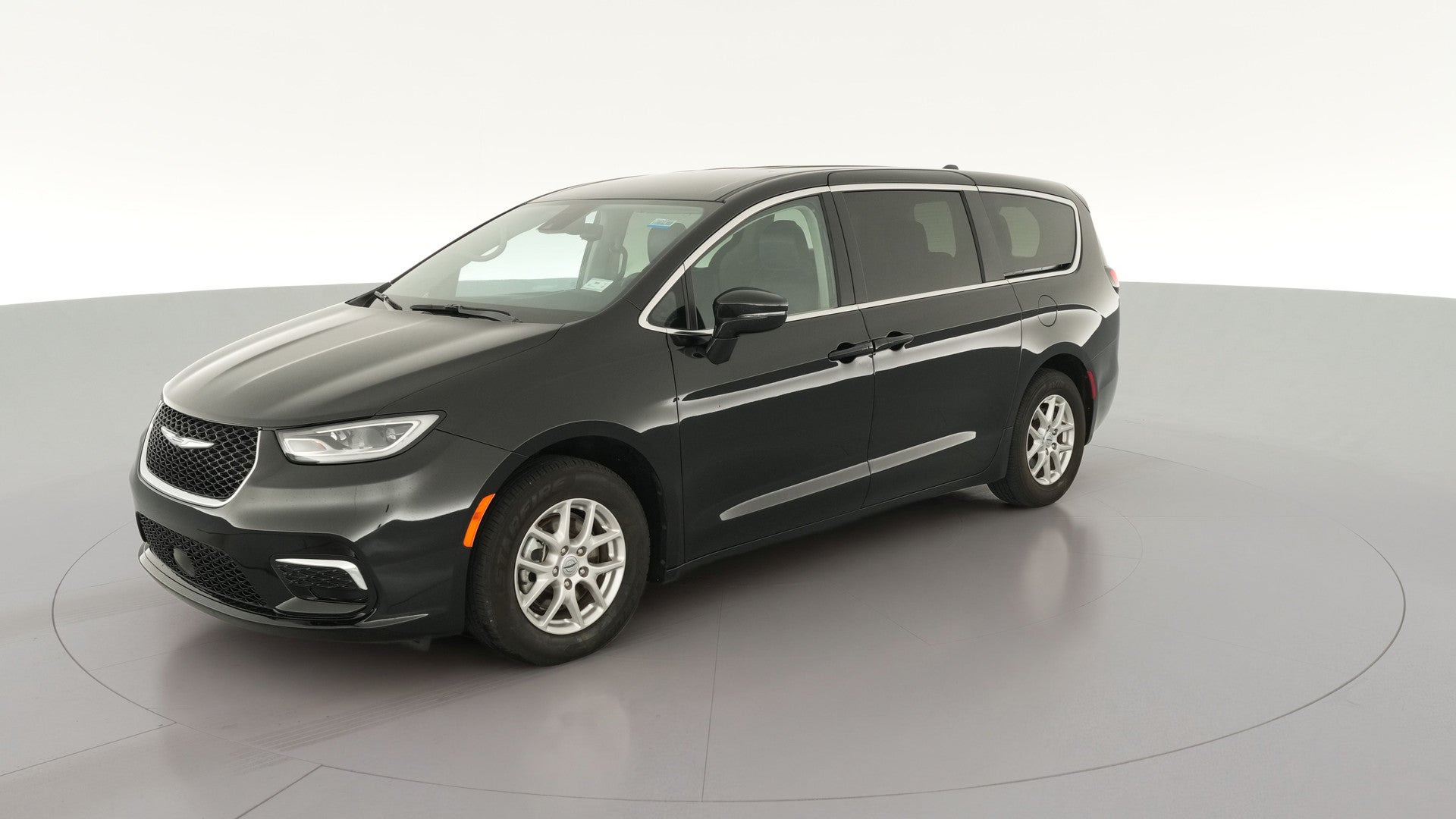 2024 Chrysler Pacifica vehicle photo