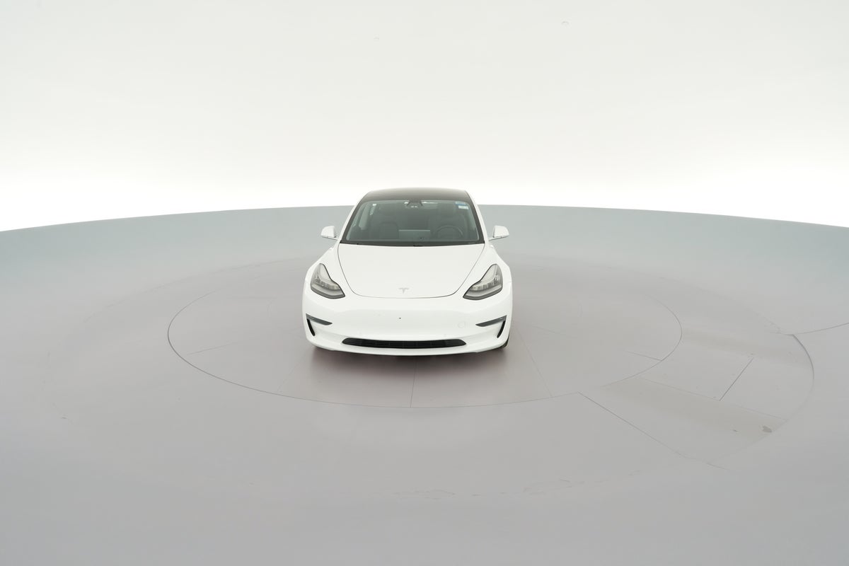 2019 Tesla Model 3 Long Range All-Wheel Drive in Pearl White — 360° view 1