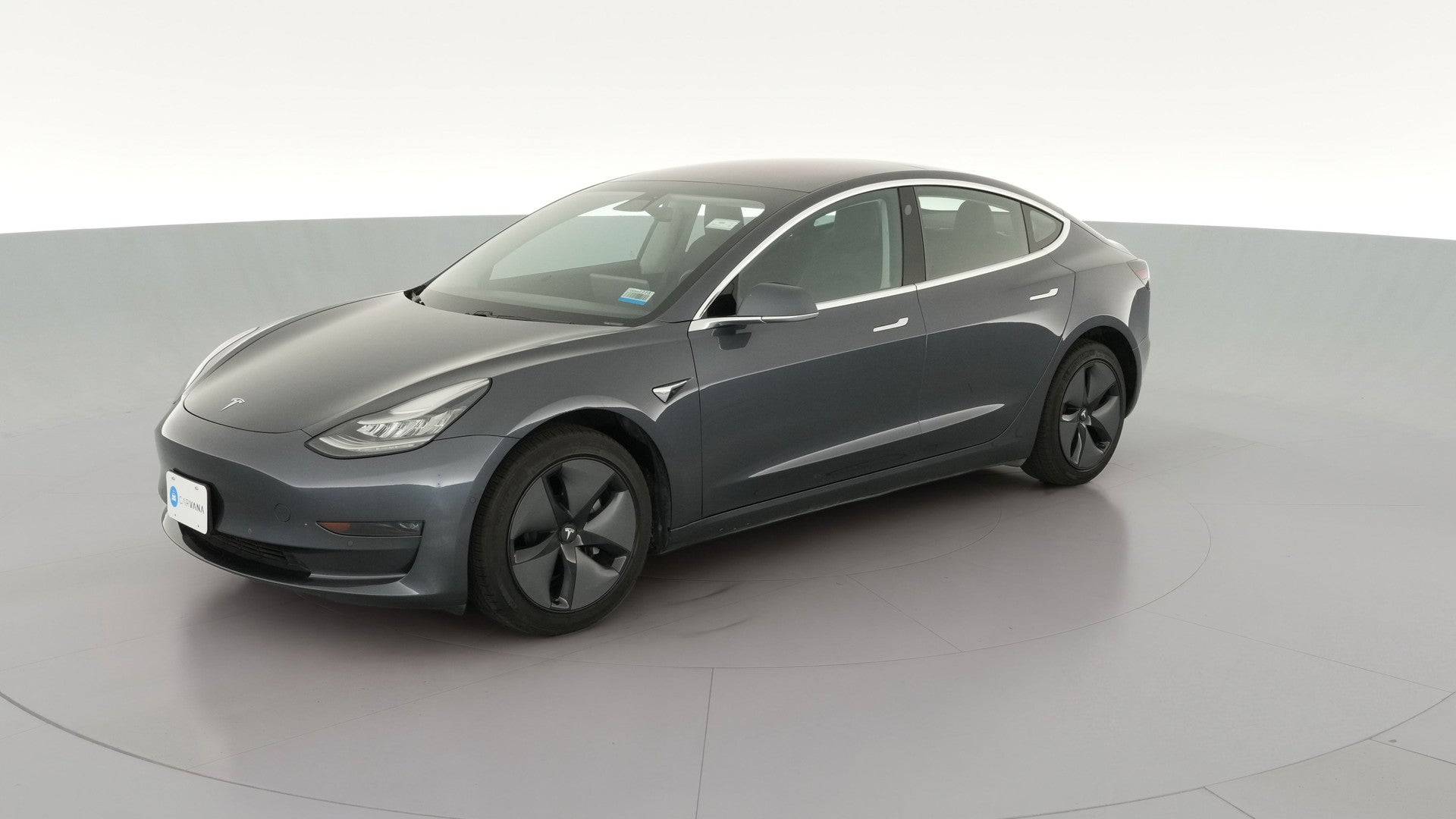 2018 Tesla Model 3 vehicle photo