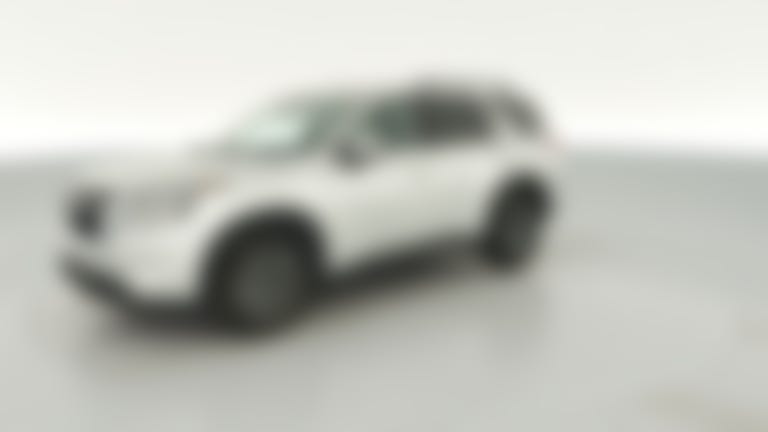 2025 Nissan Pathfinder vehicle photo