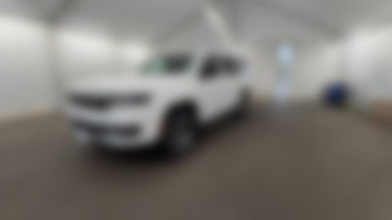 2024 Jeep Wagoneer L vehicle photo