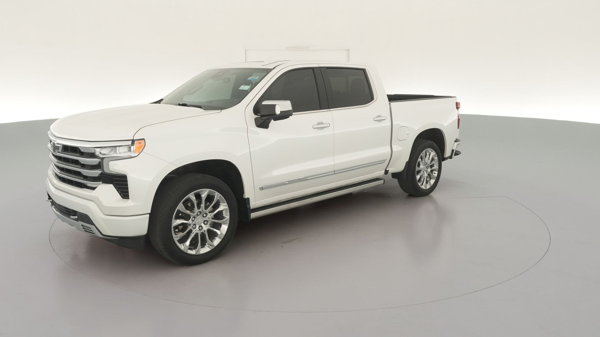 2023 Chevrolet Silverado 1500 Crew Cab vehicle photo
