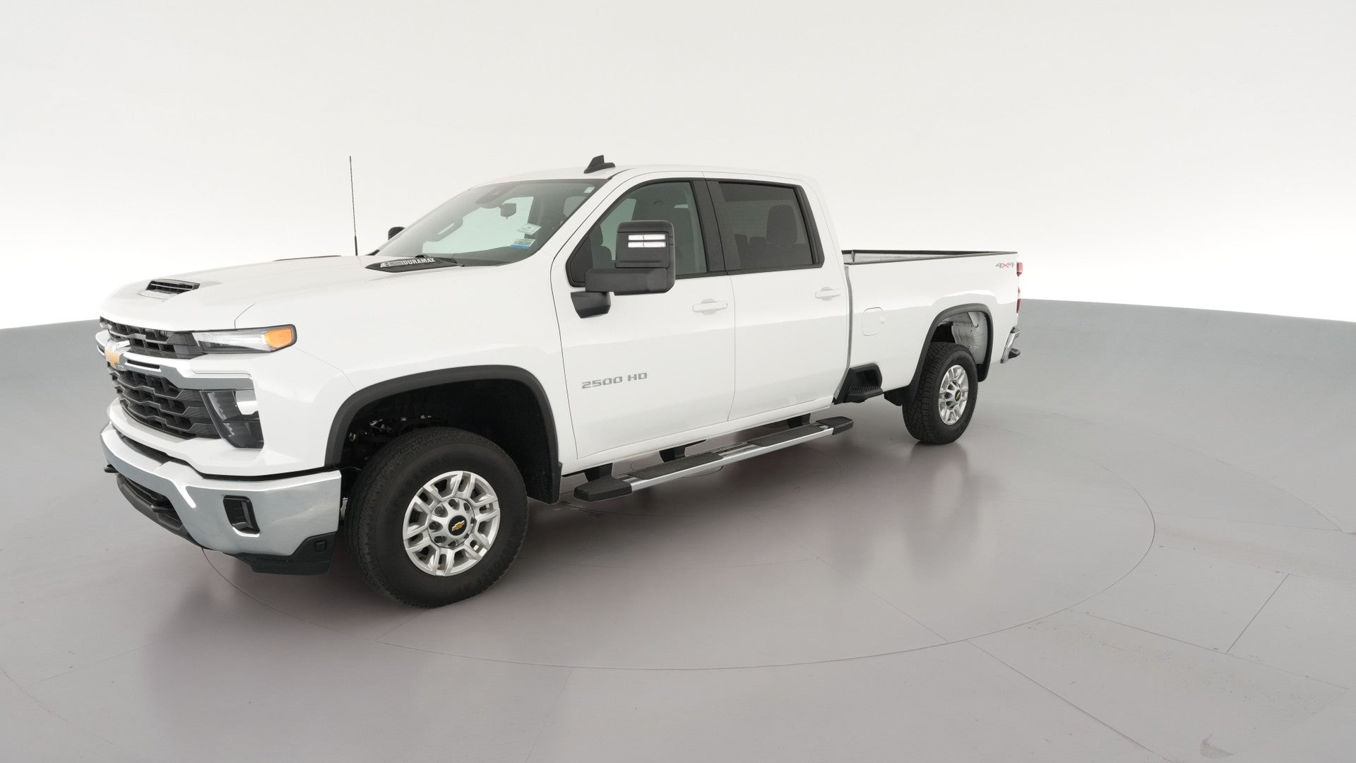 2025 Chevrolet Silverado 2500 HD Crew Cab vehicle photo