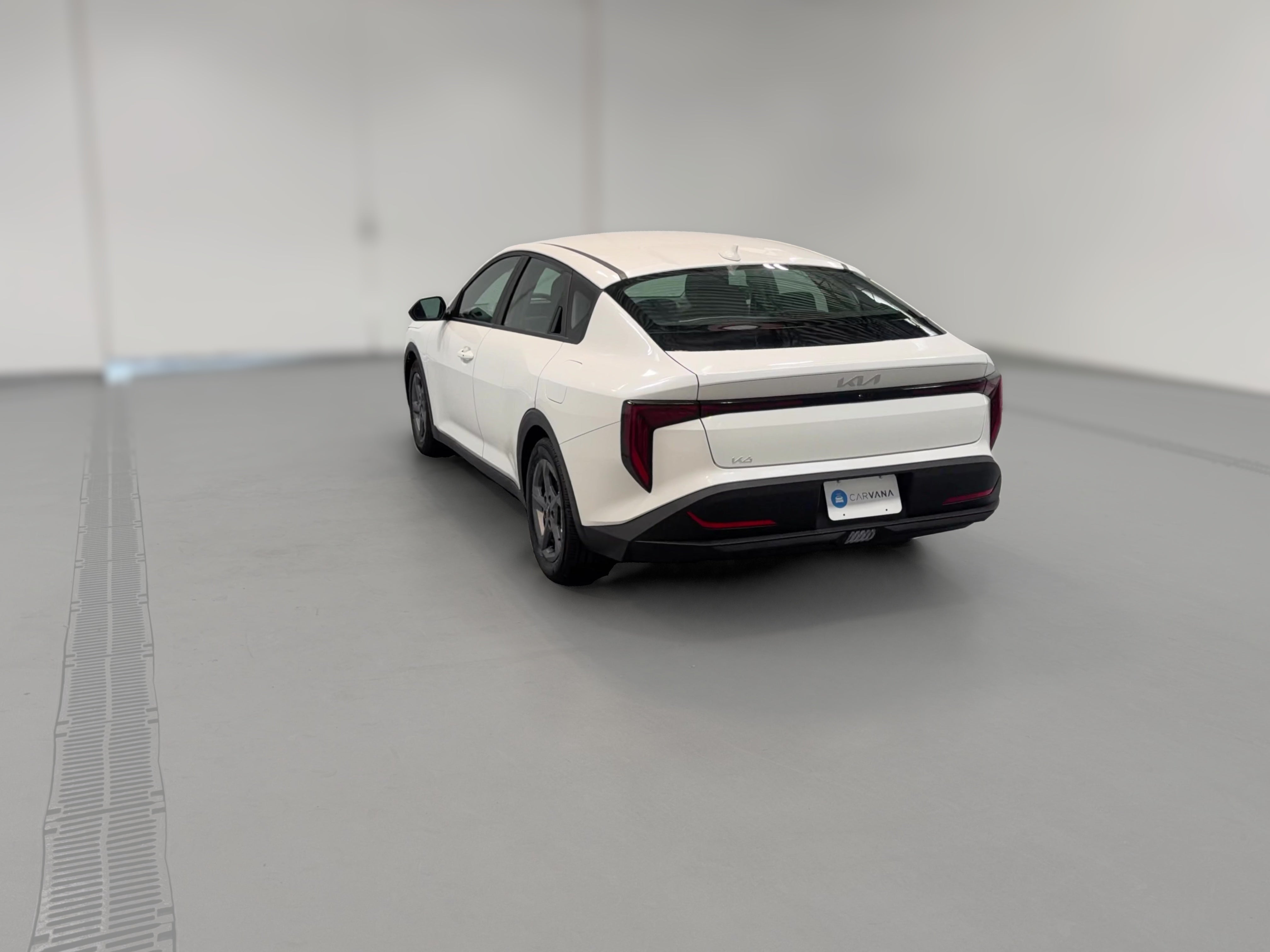 2025 Kia K4 LXS - Photo 30