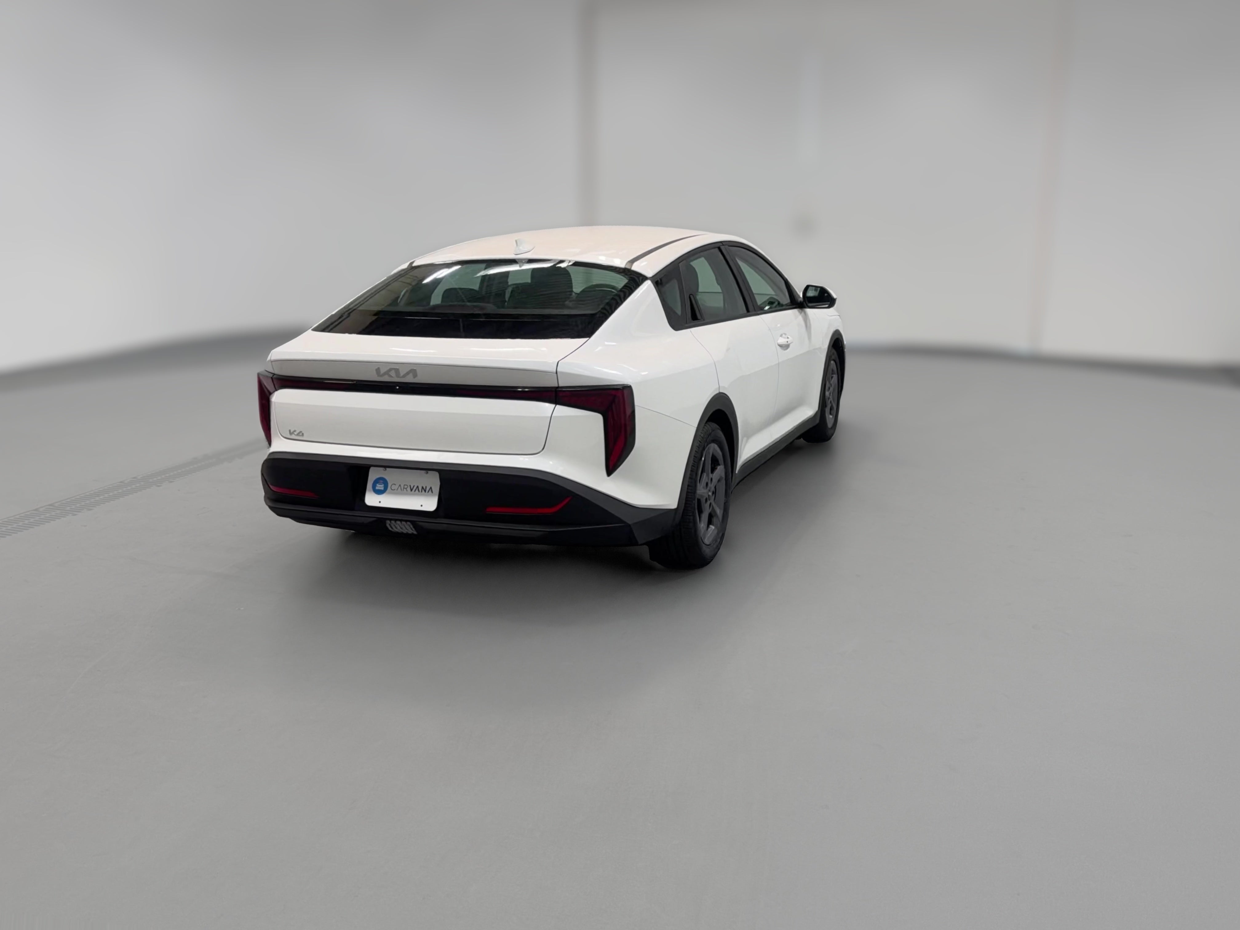 2025 Kia K4 LXS - Photo 32