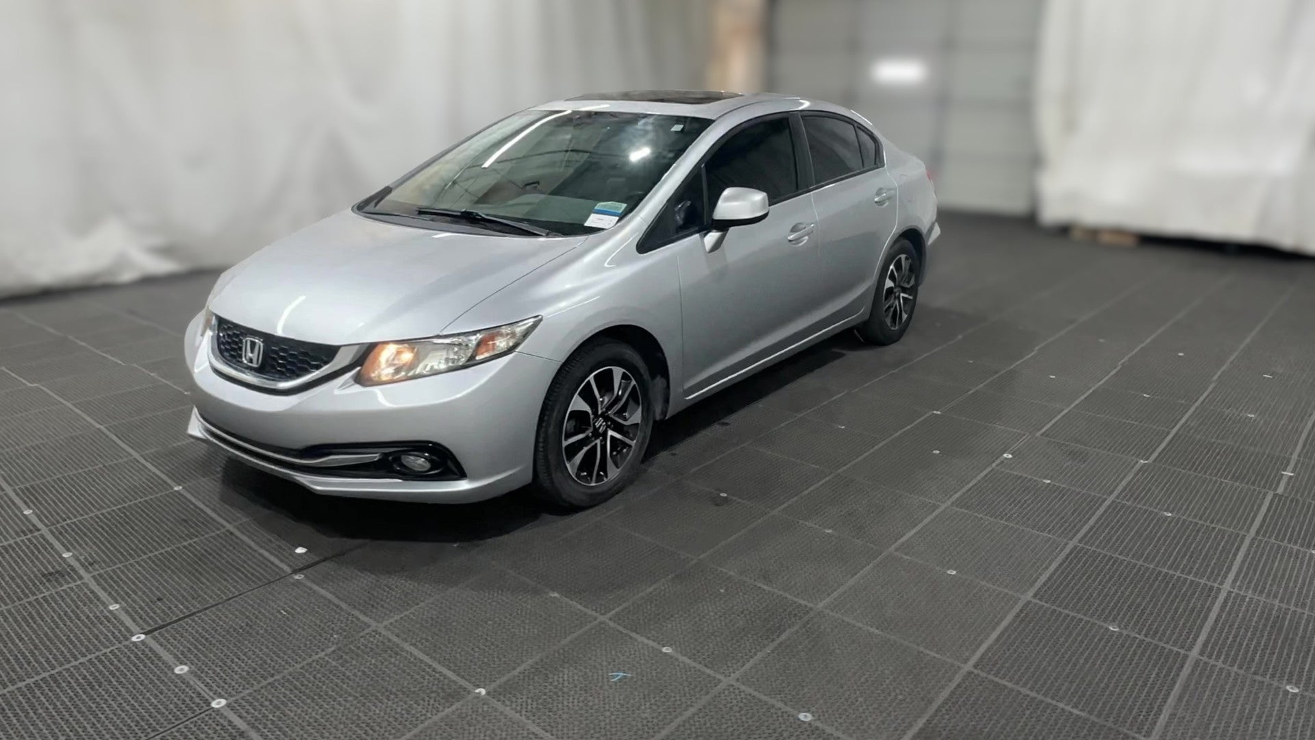 2013 Honda Civic vehicle photo