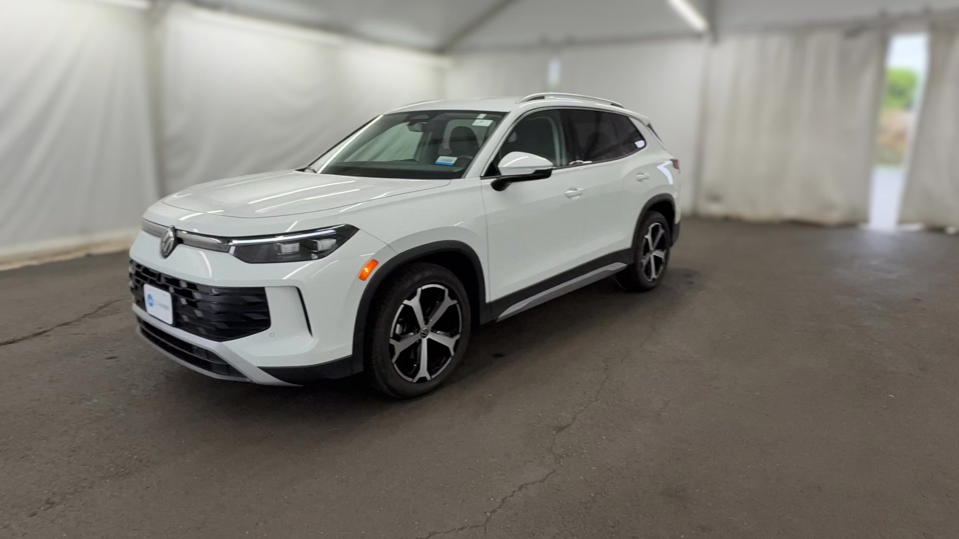 2026 Volkswagen Tiguan vehicle photo