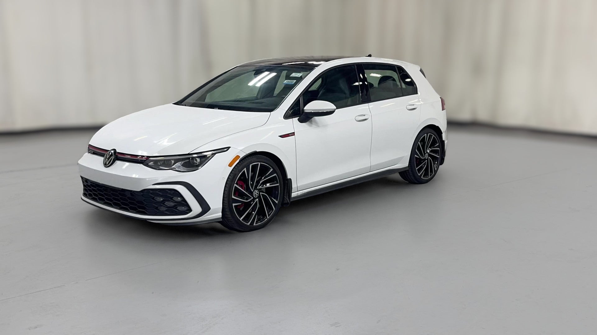 2022 Volkswagen Golf GTI vehicle photo