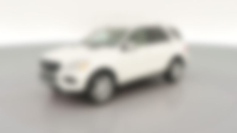 2014 Mercedes-Benz M-Class vehicle photo