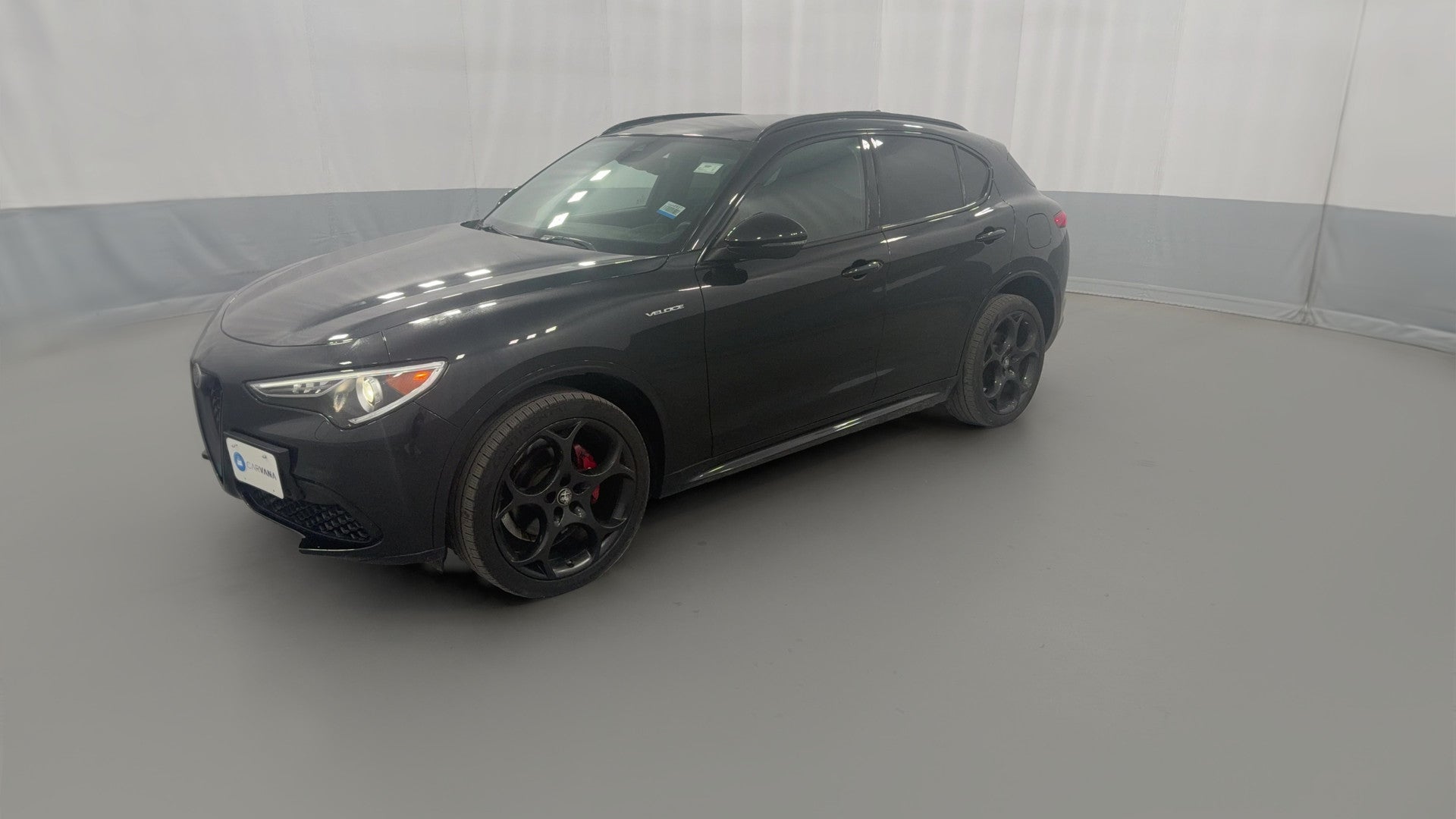 2023 Alfa Romeo Stelvio vehicle photo