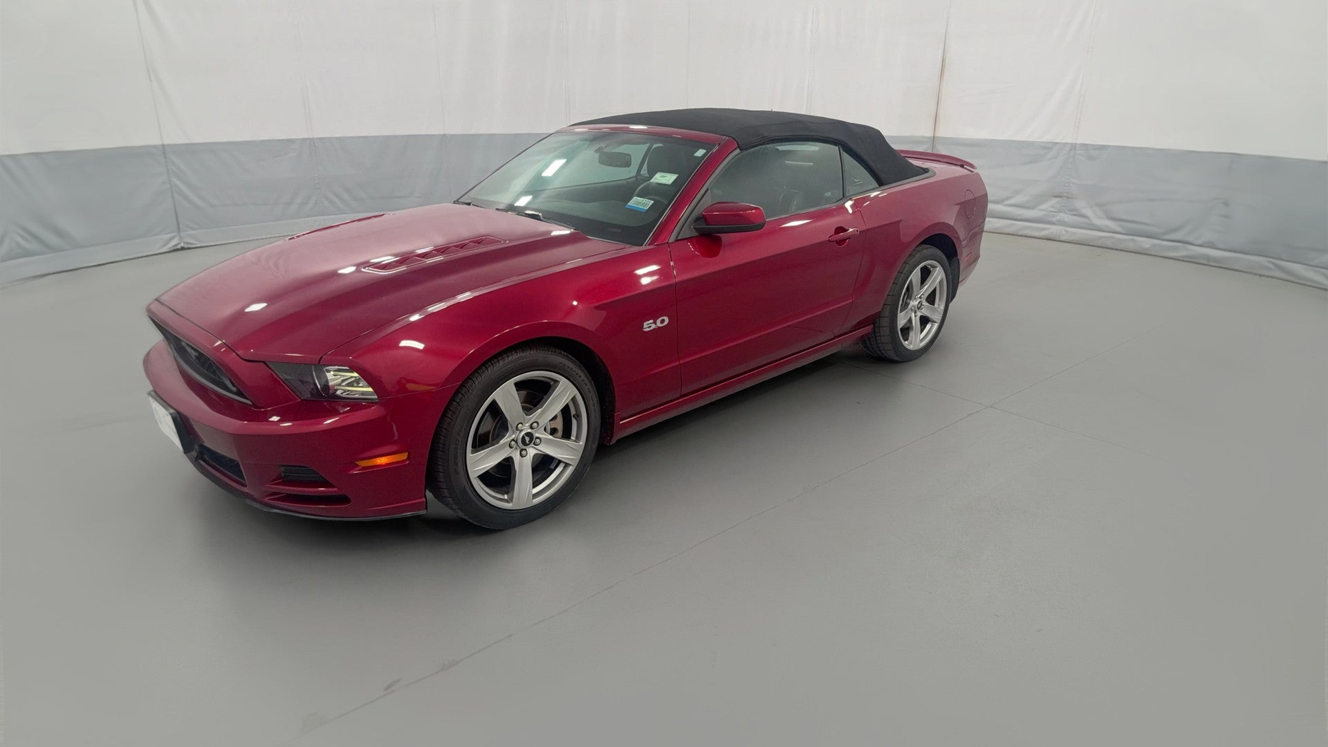 2014 Ford Mustang vehicle photo