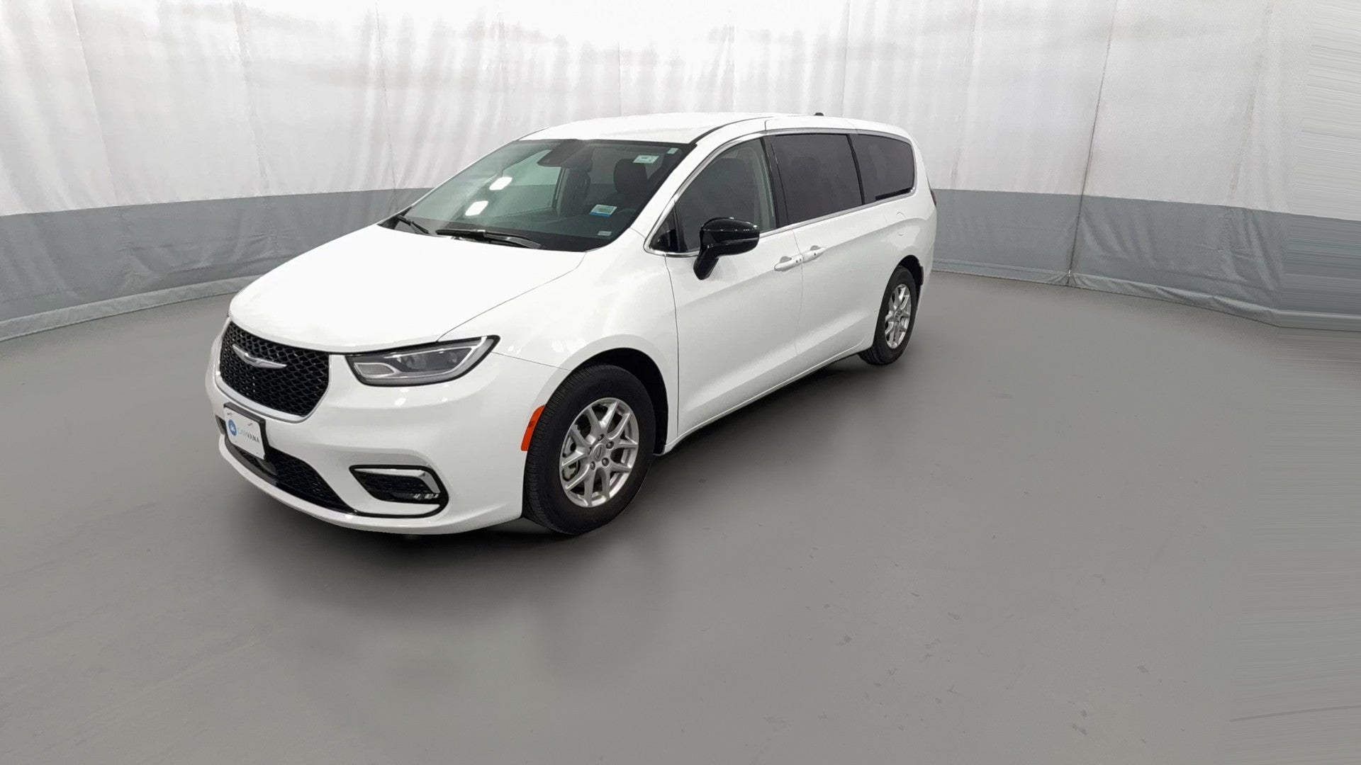 2024 Chrysler Pacifica vehicle photo
