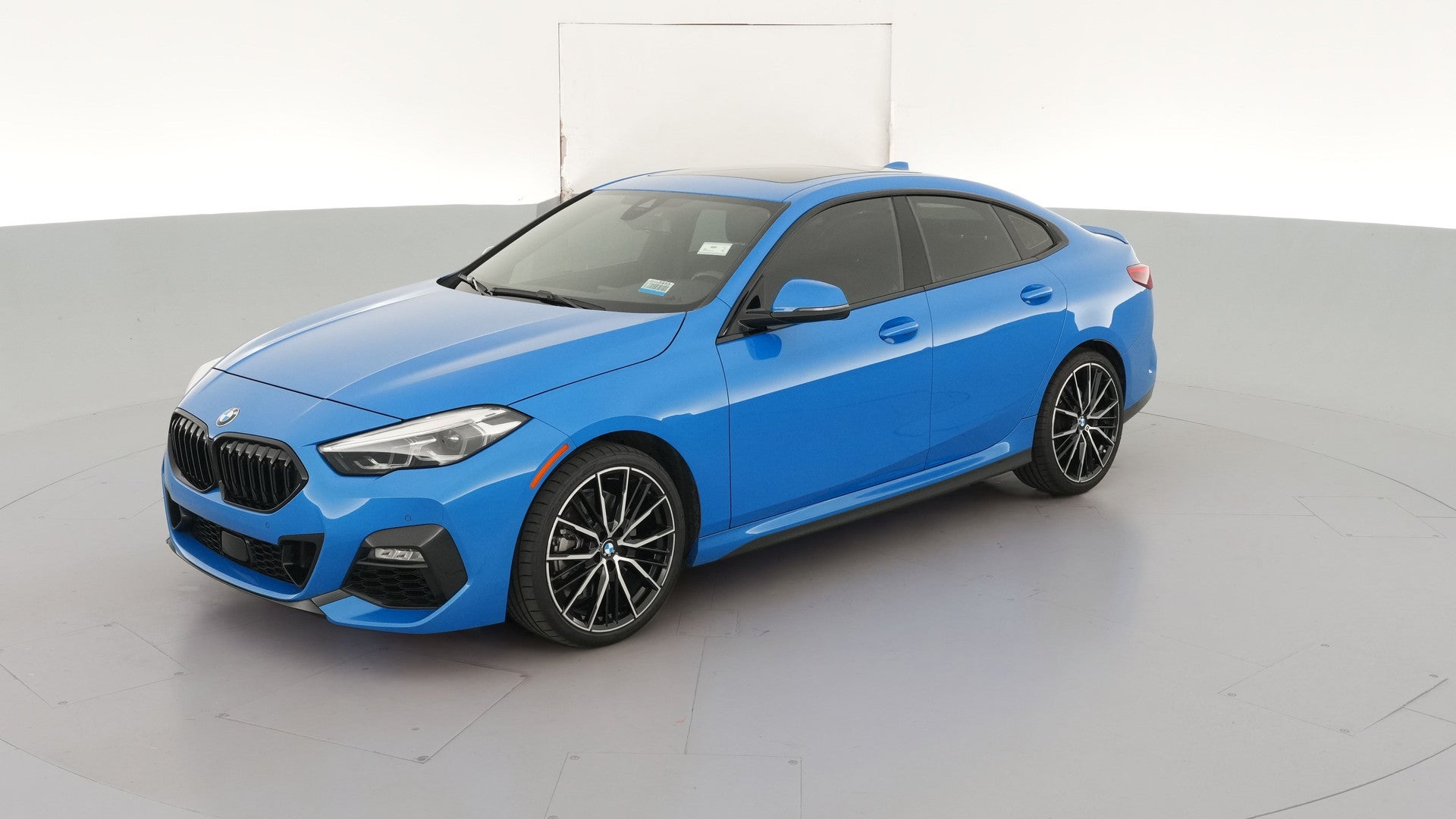 2022 BMW 2 Series vehicle photo