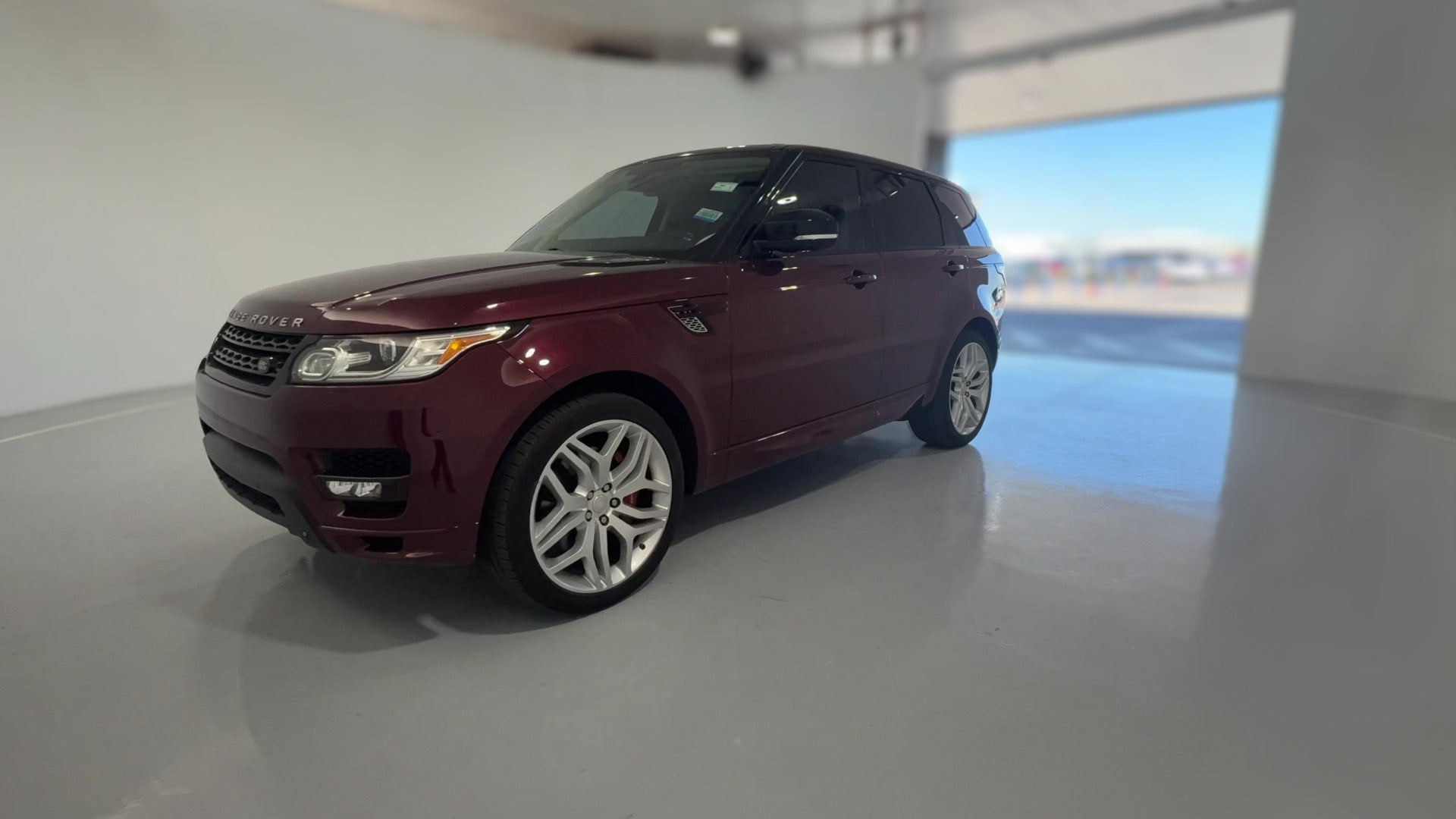 2015 Land Rover Range Rover Sport vehicle photo