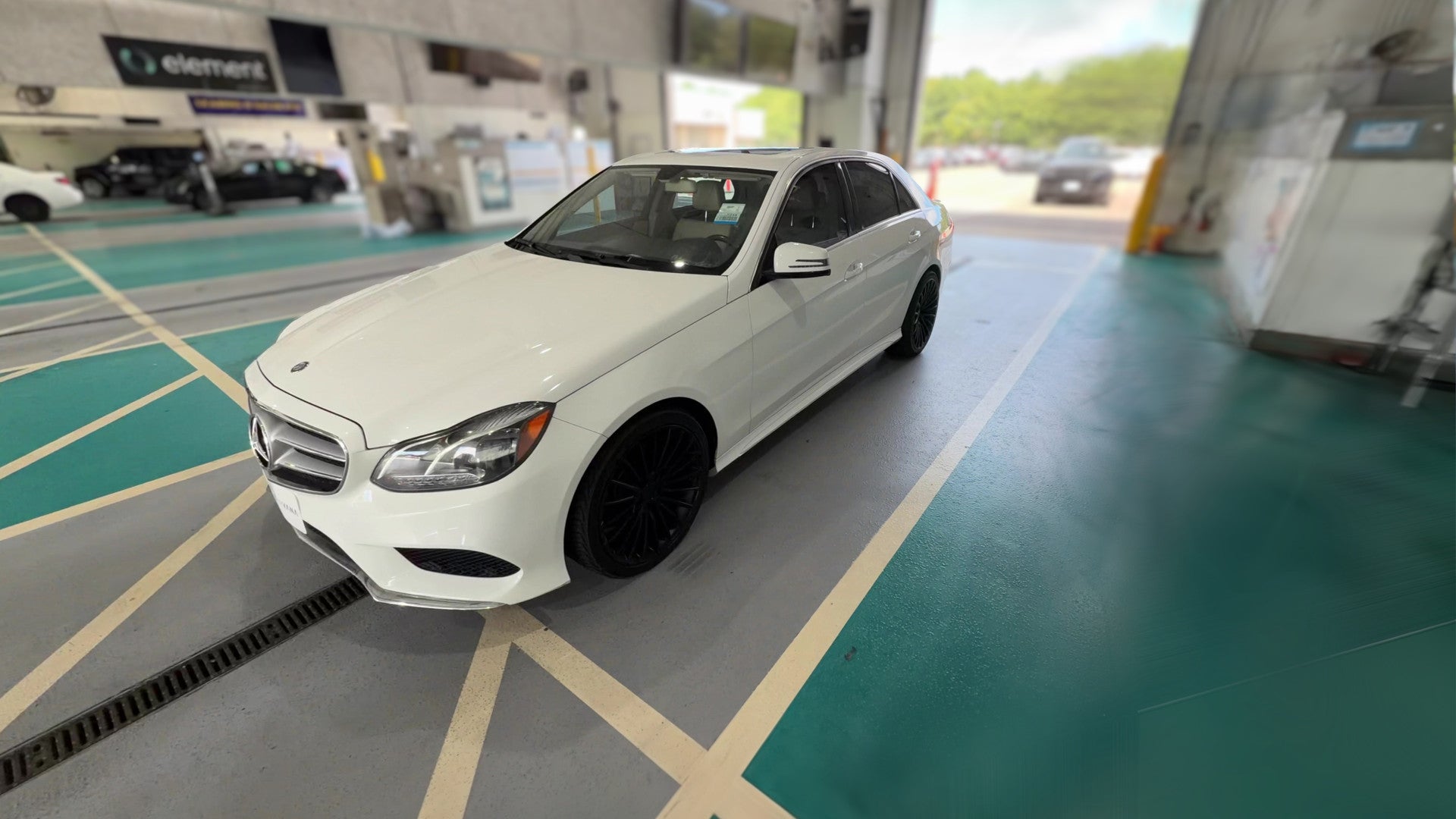 2014 Mercedes-Benz E-Class vehicle photo