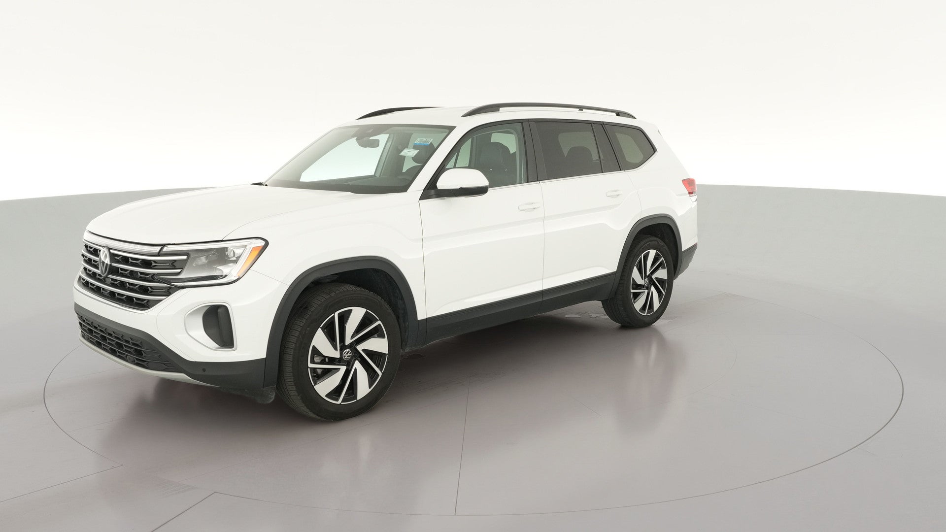 2025 Volkswagen Atlas vehicle photo