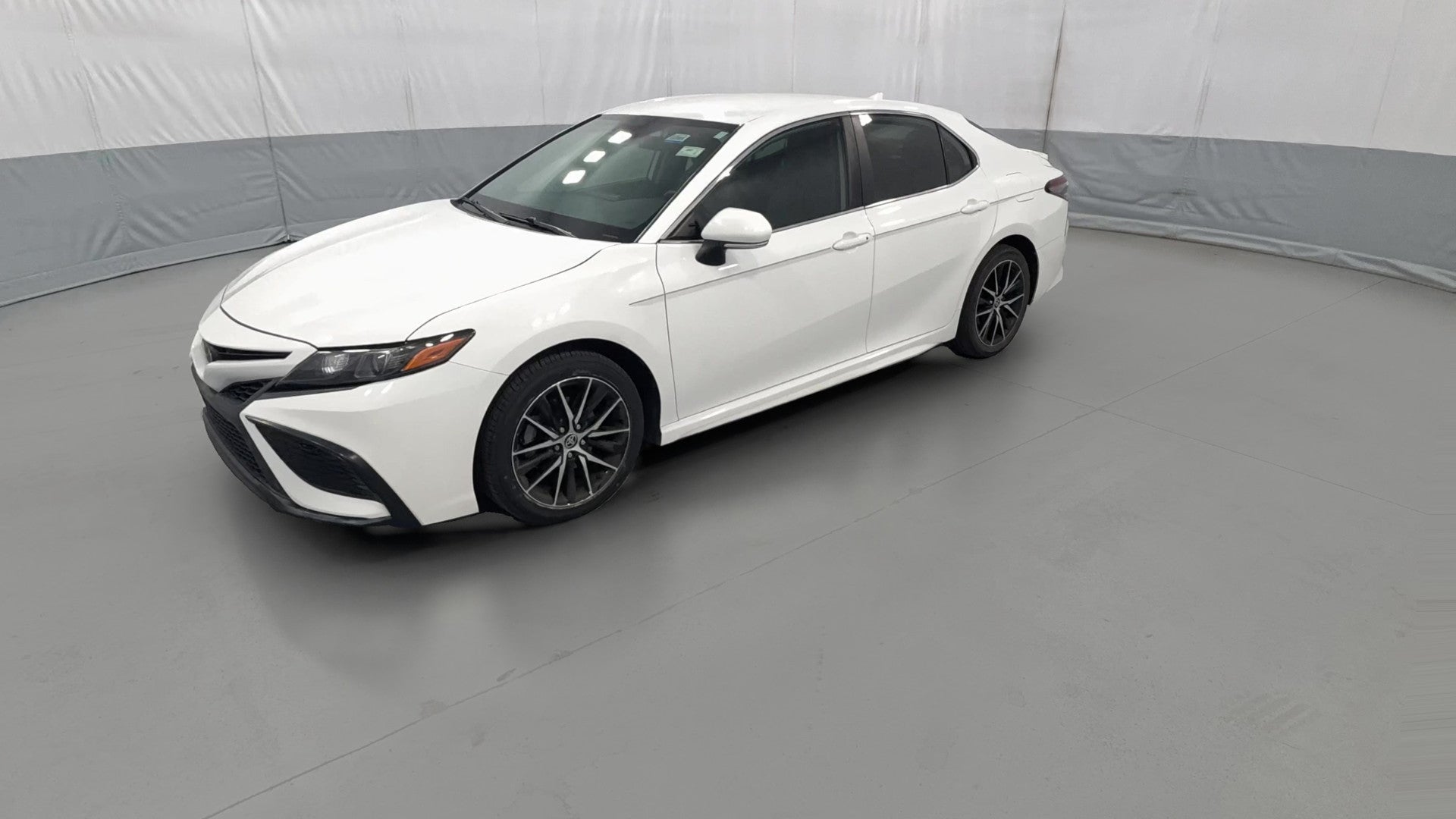 2022 Toyota Camry vehicle photo