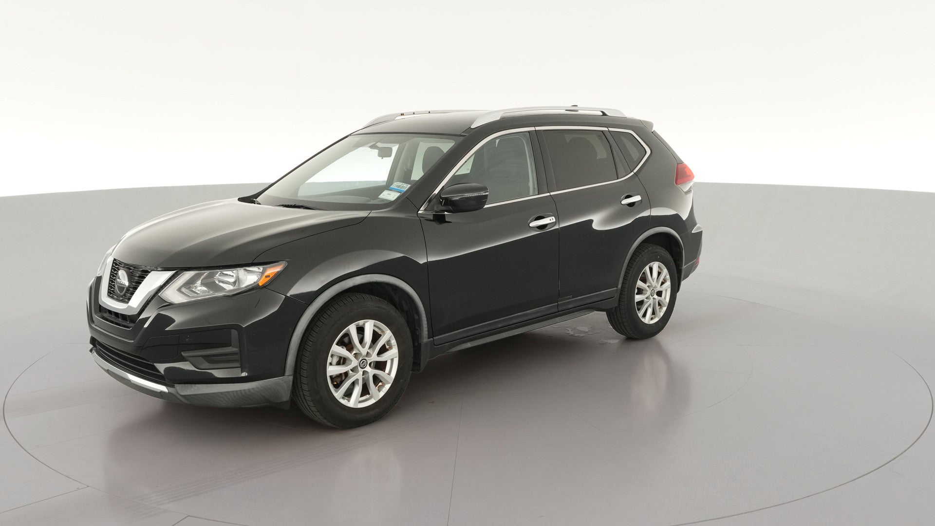 2018 Nissan Rogue vehicle photo