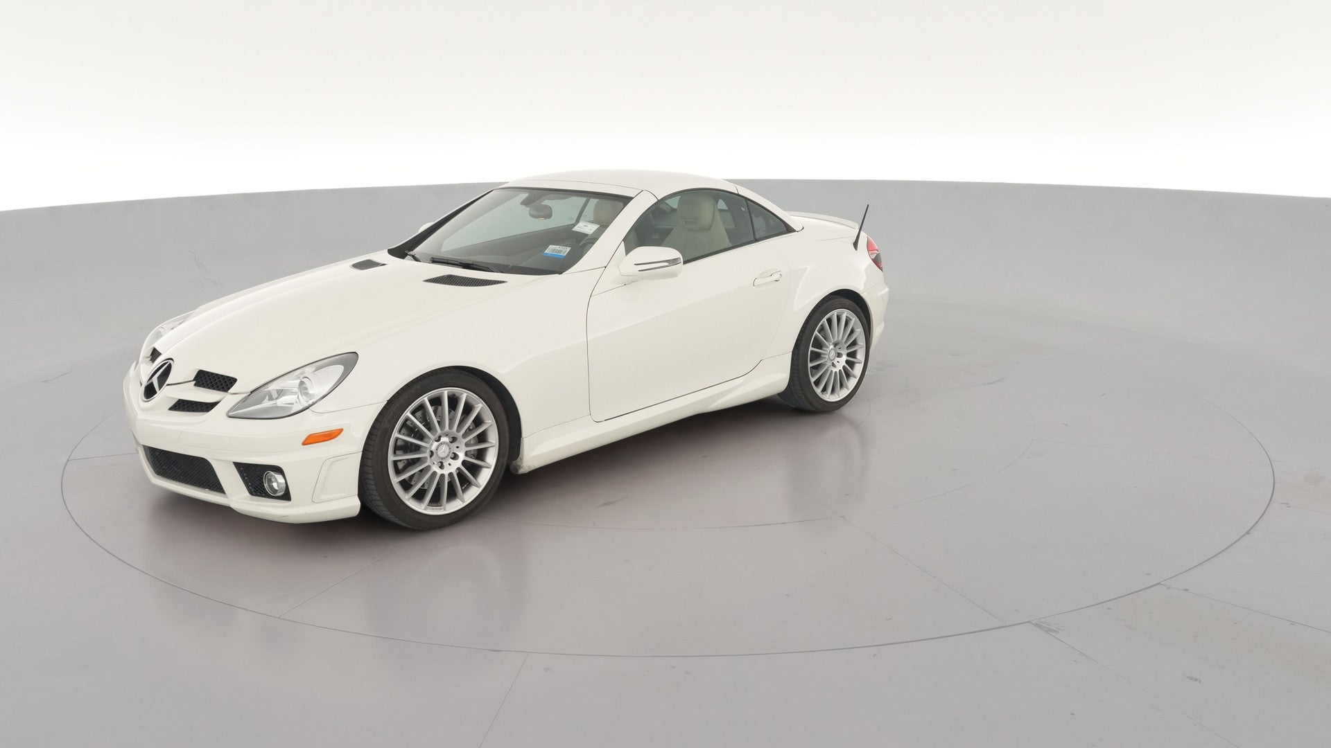 2011 Mercedes-Benz SLK-Class vehicle photo