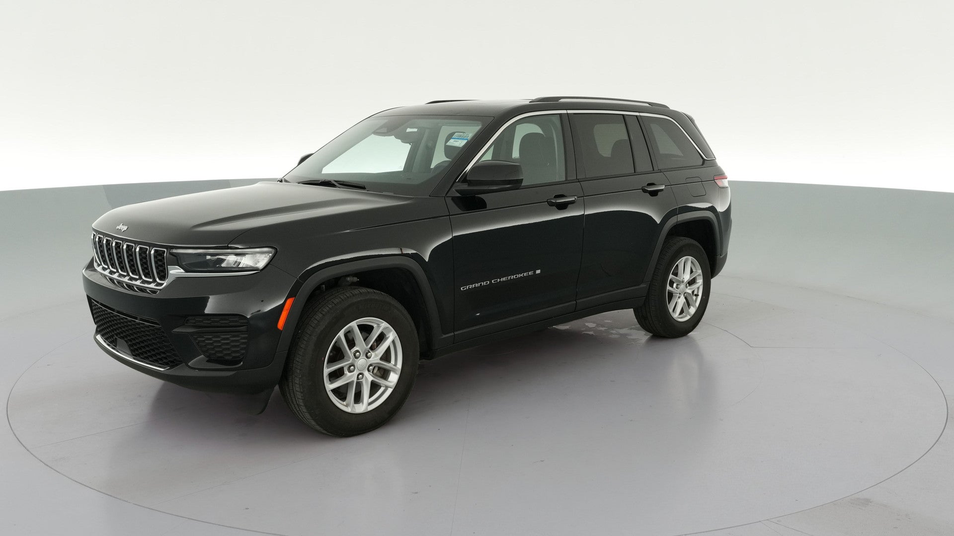 2023 Jeep Grand Cherokee vehicle photo
