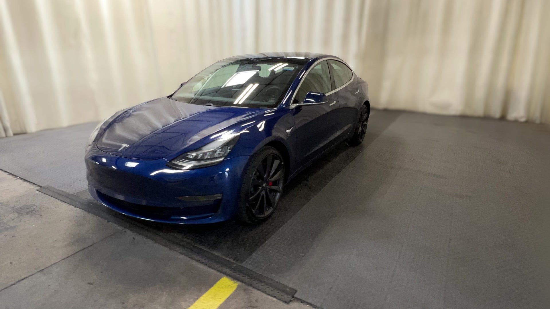2020 Tesla Model 3 vehicle photo