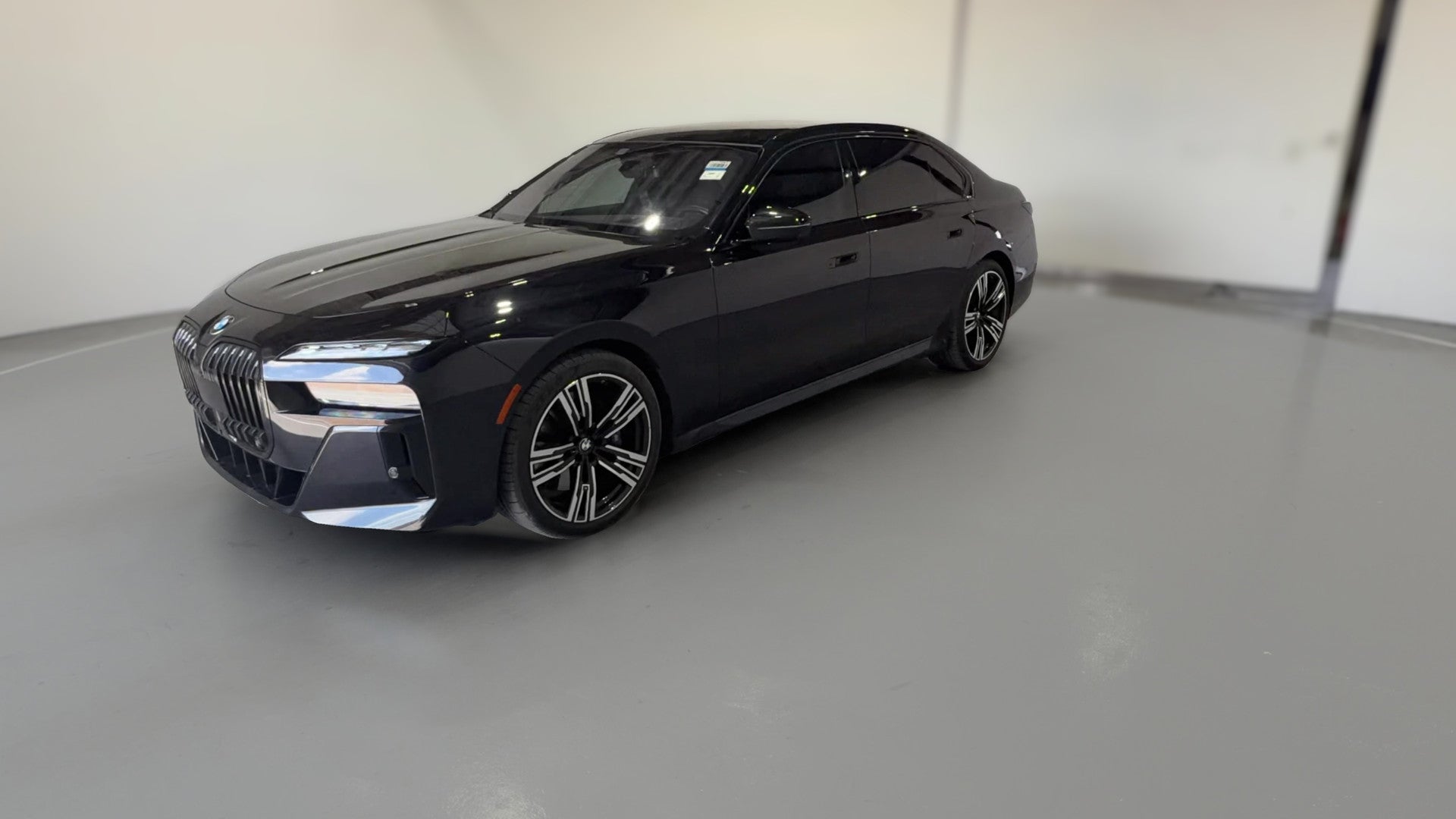 2023 BMW 7 Series vehicle photo