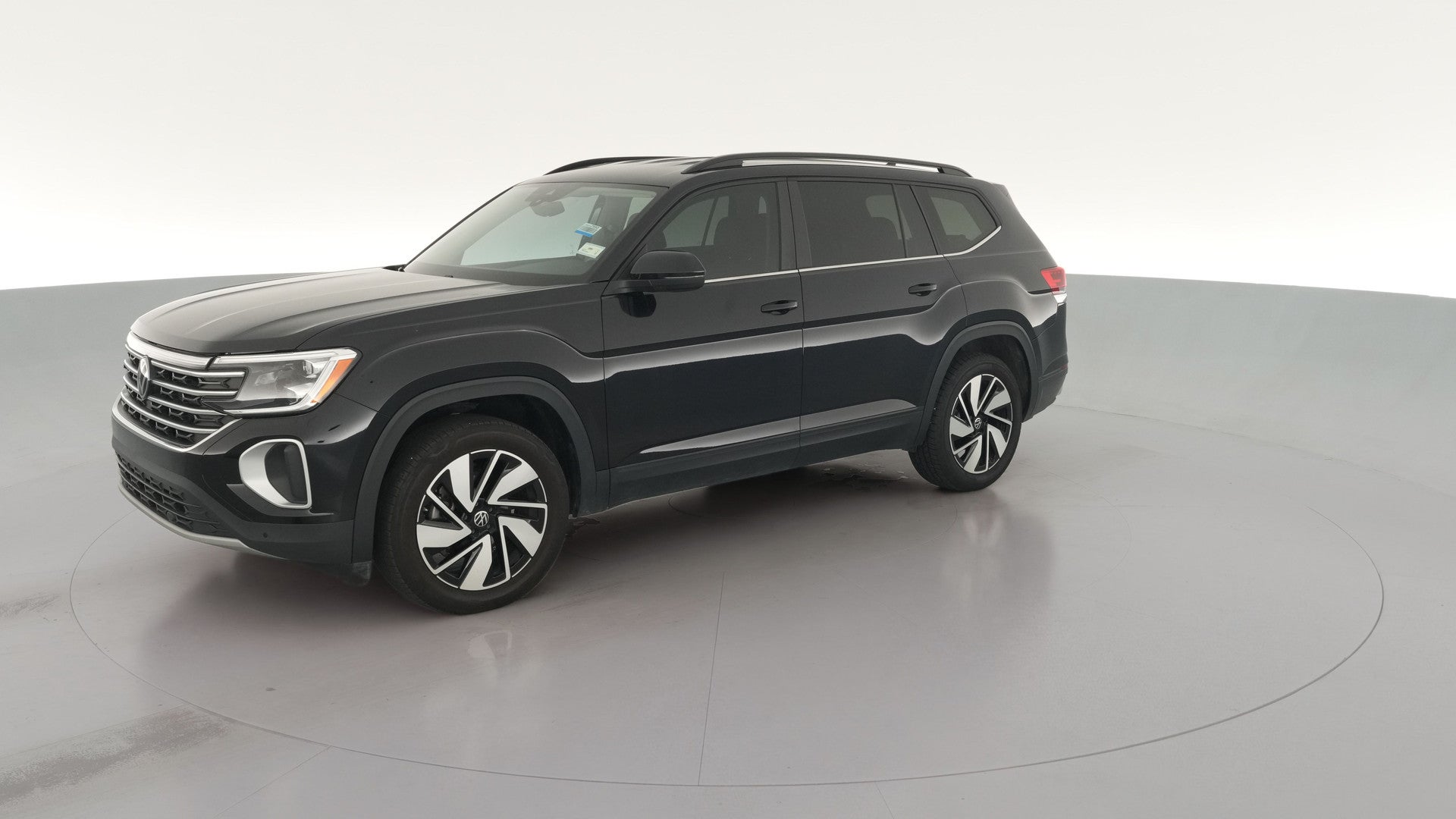 2025 Volkswagen Atlas vehicle photo