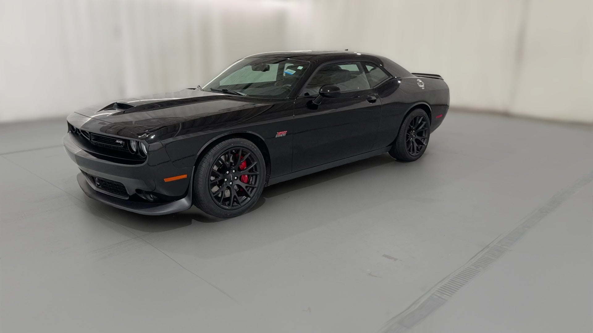 2015 Dodge Challenger vehicle photo