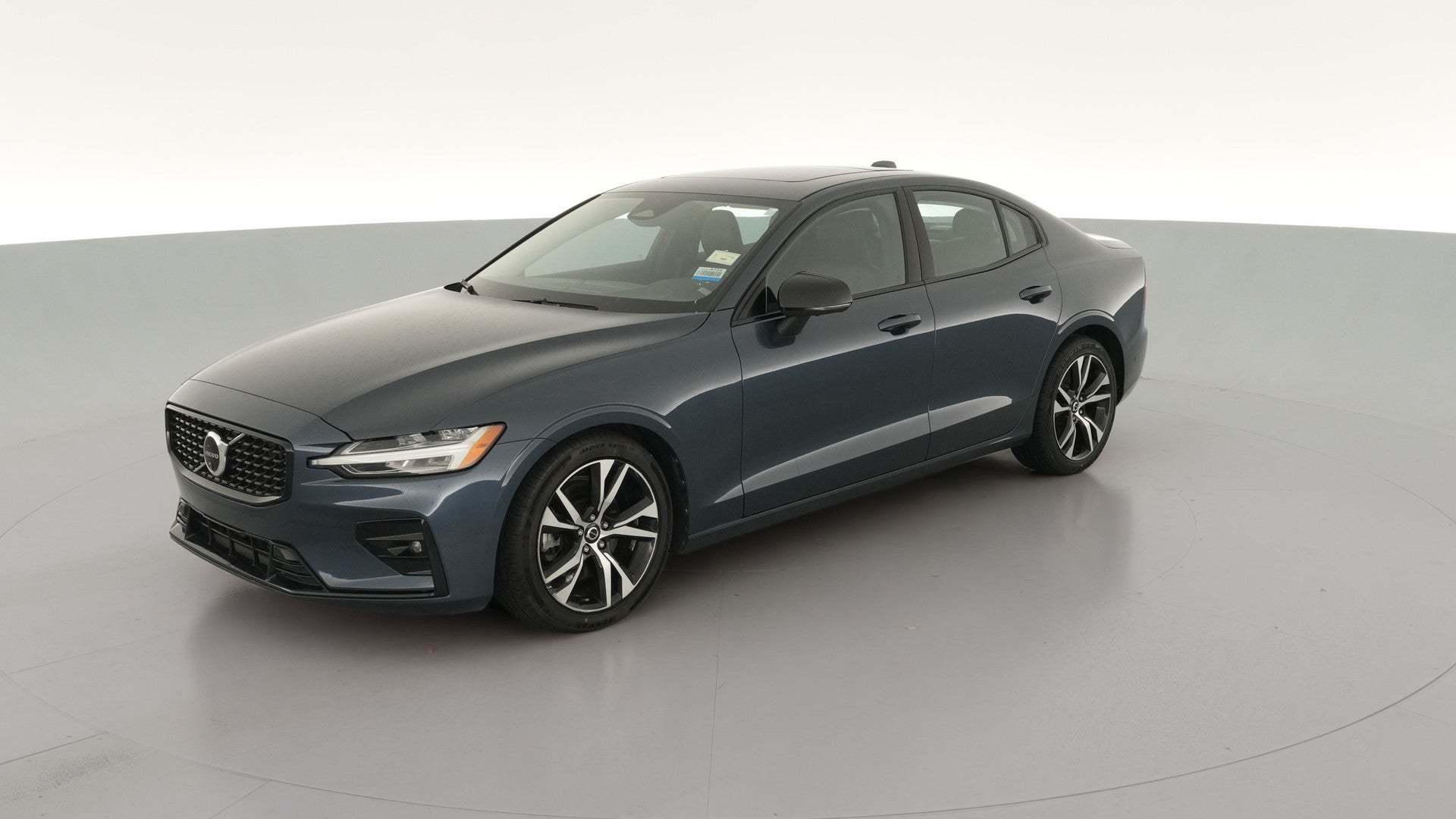 2024 Volvo S60 vehicle photo
