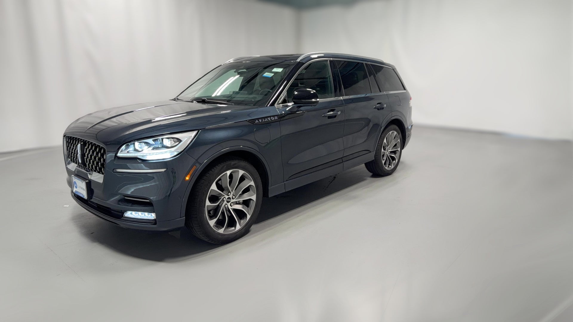 2022 Lincoln Aviator vehicle photo