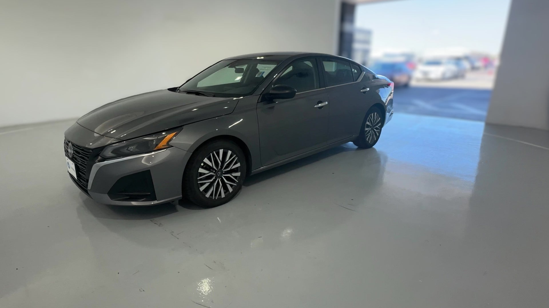 2025 Nissan Altima vehicle photo