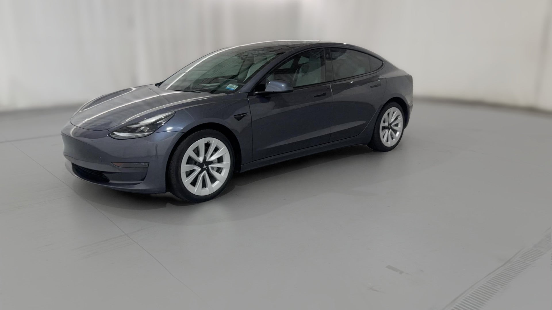 2023 Tesla Model 3 vehicle photo
