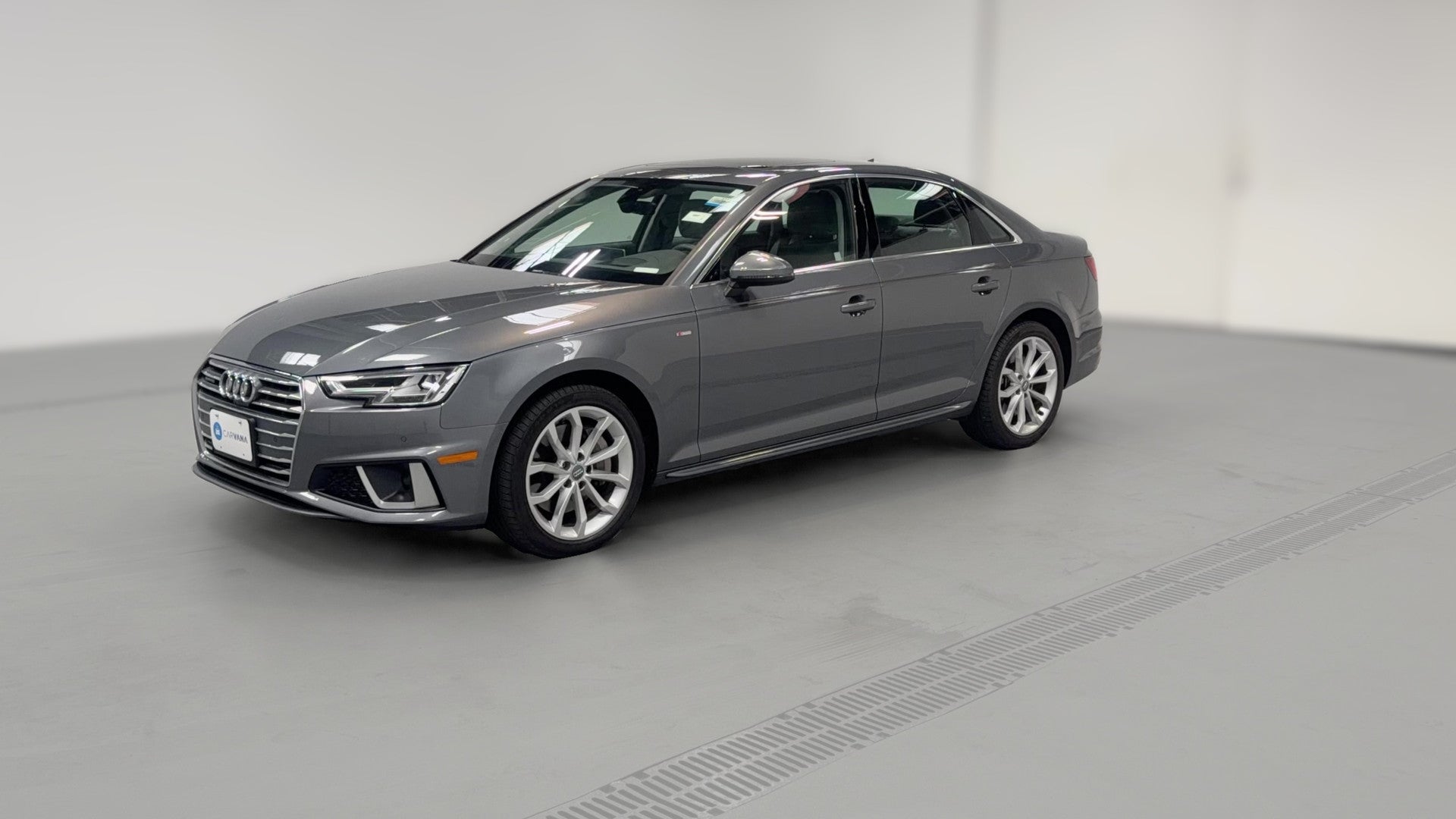 2019 Audi A4 vehicle photo
