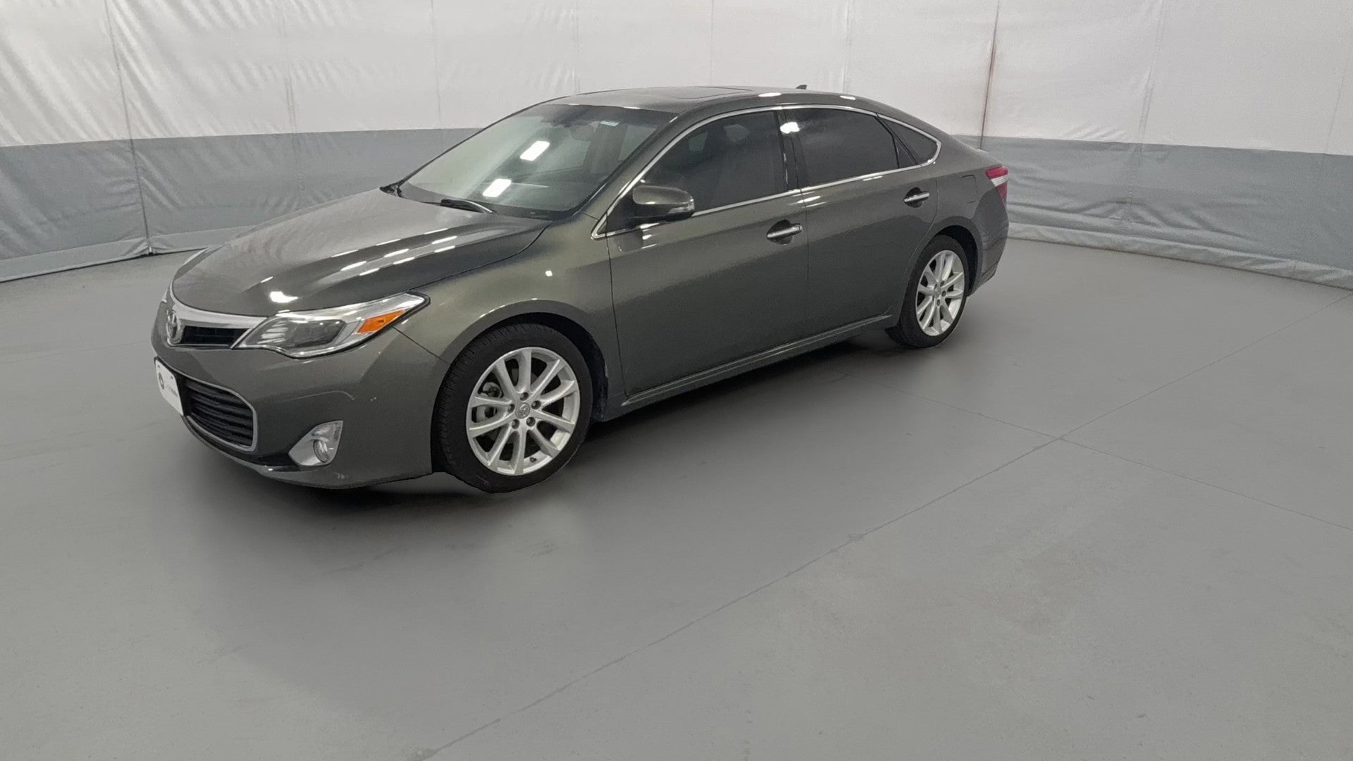 2013 Toyota Avalon vehicle photo