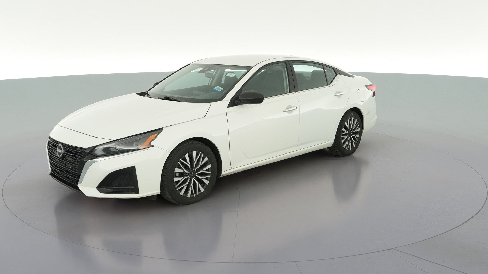 2024 Nissan Altima vehicle photo