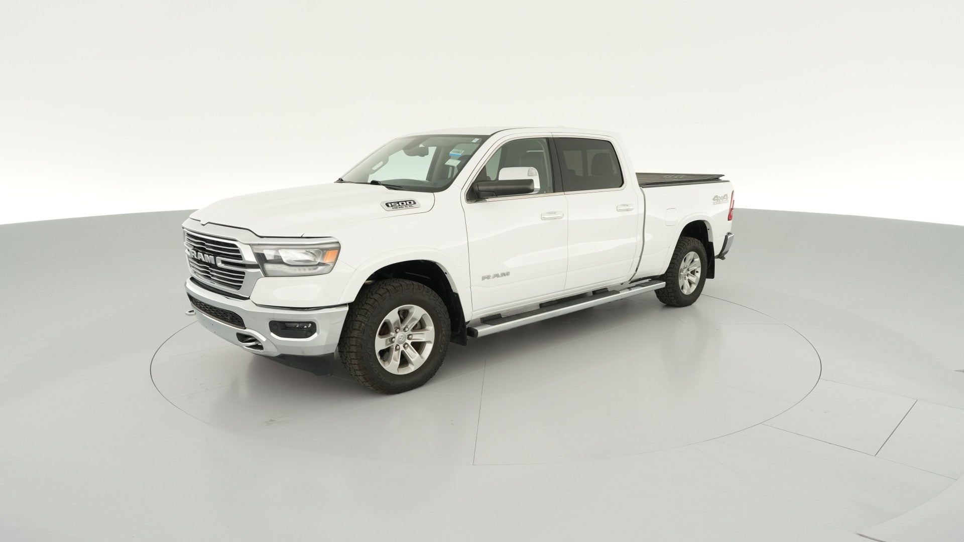 2020 Ram 1500 Crew Cab vehicle photo