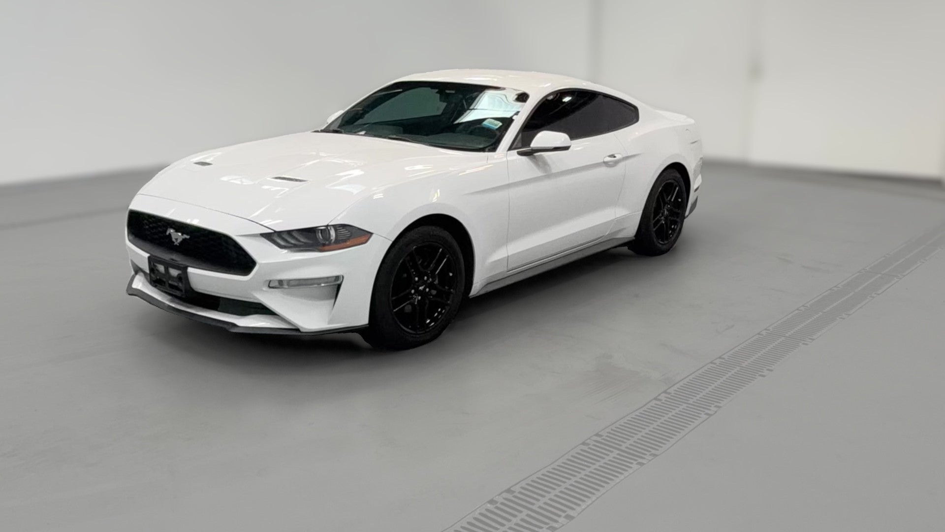2020 Ford Mustang vehicle photo