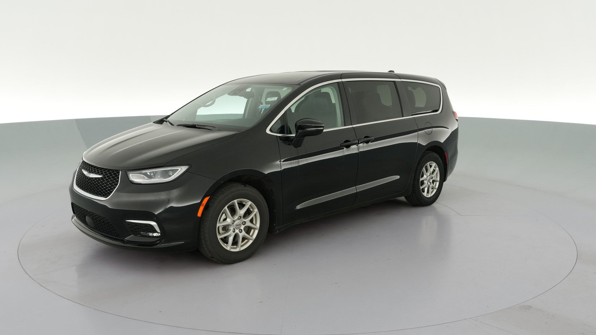 2024 Chrysler Pacifica vehicle photo
