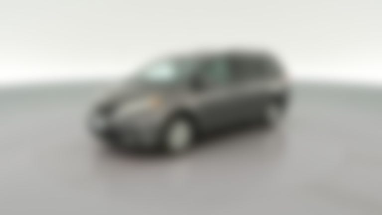 2014 Toyota Sienna vehicle photo