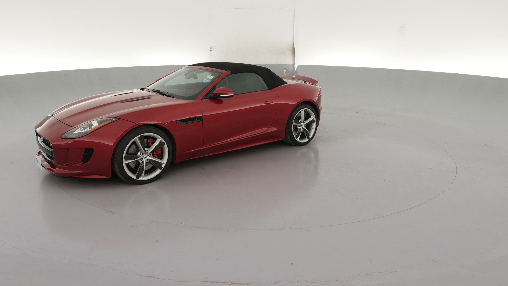 2014 Jaguar F-TYPE vehicle photo
