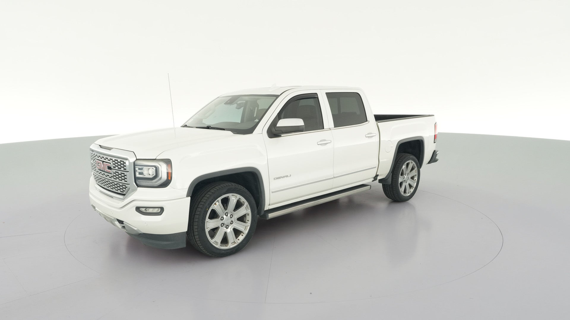 2018 GMC Sierra 1500 Crew Cab vehicle photo