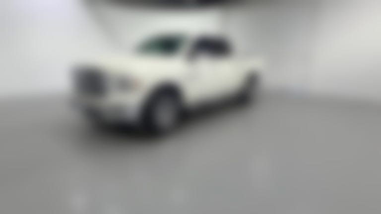 2016 Ram 1500 Crew Cab vehicle photo