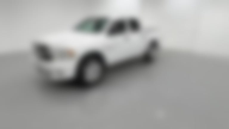 2016 Ram 1500 Crew Cab vehicle photo