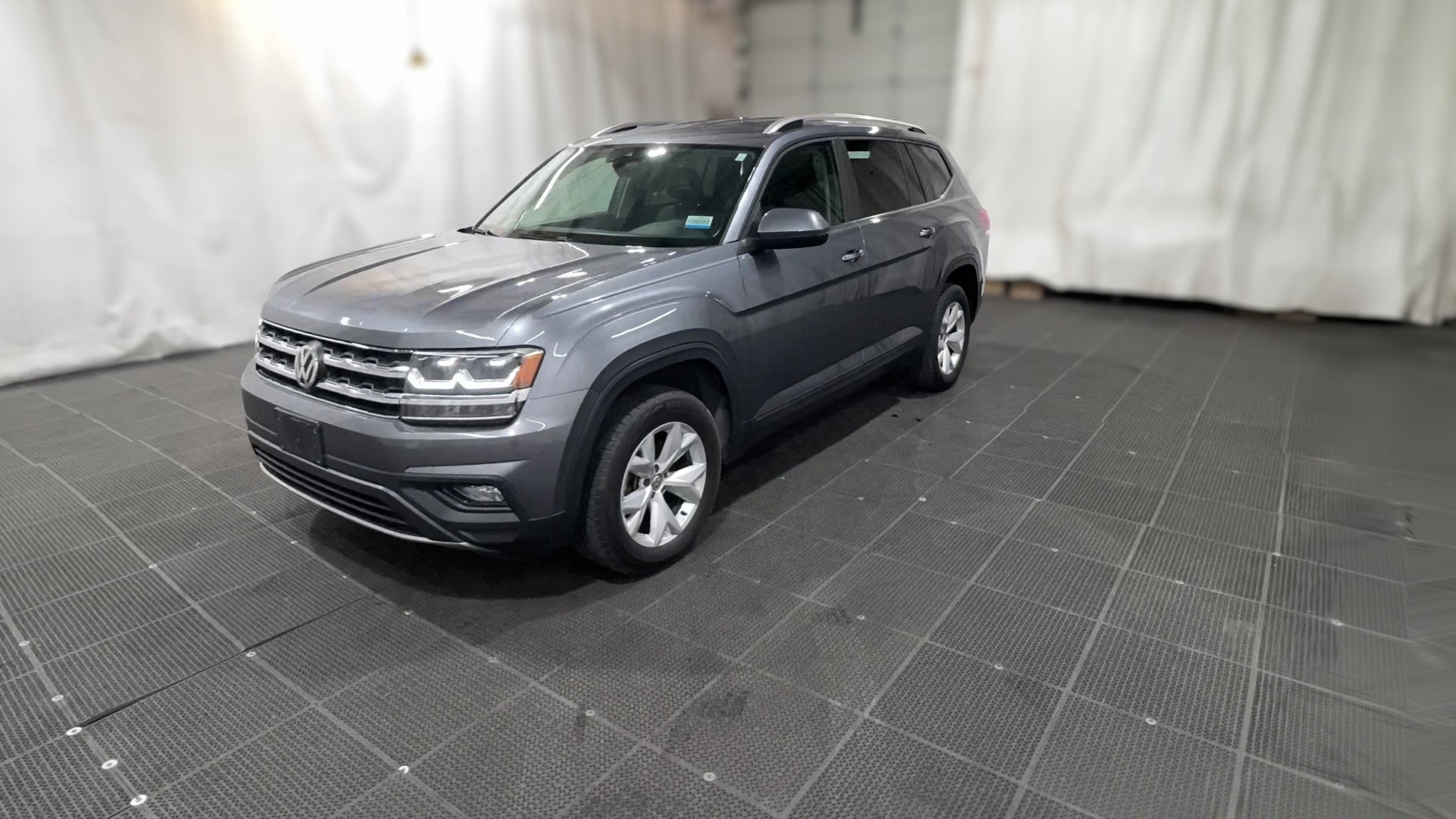 2018 Volkswagen Atlas vehicle photo